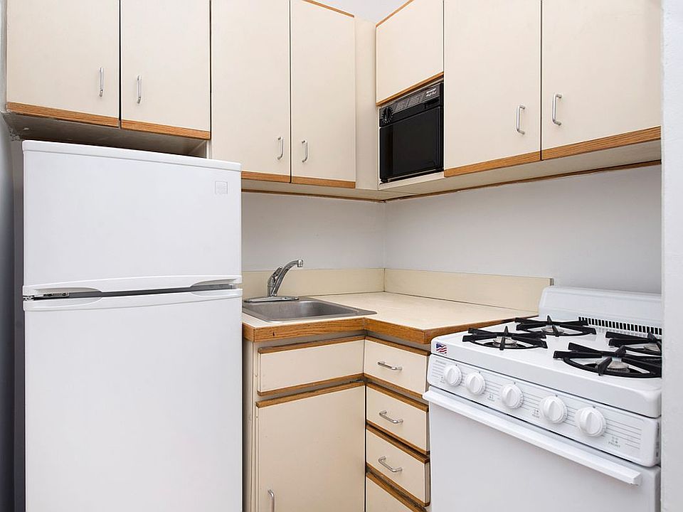 1st image of 411 E 85th St APT 1B