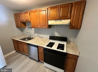 7997 Audubon Ave APT 303, Alexandria, VA 22306