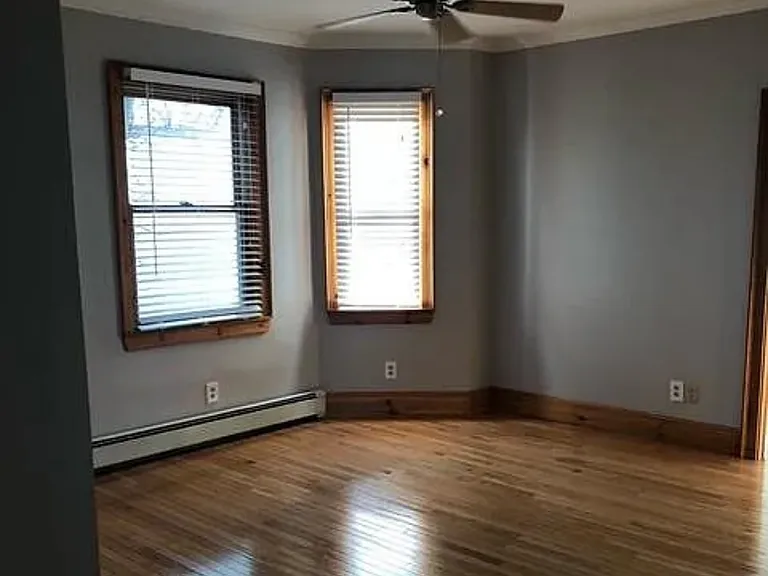 575 Dubuque St #1 — Photo 3