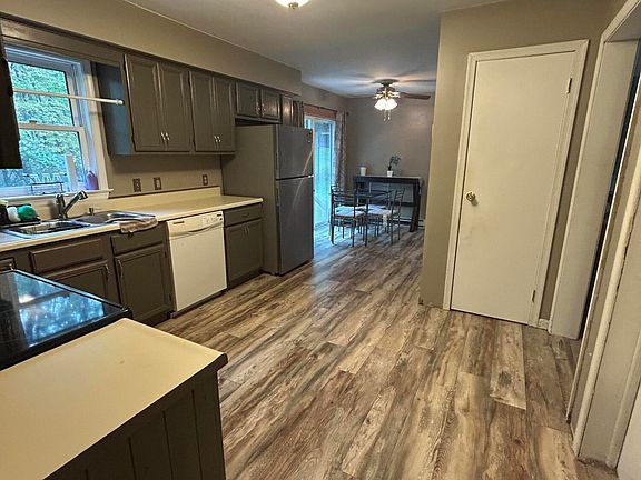 4th image of 113 Sunshine Dr