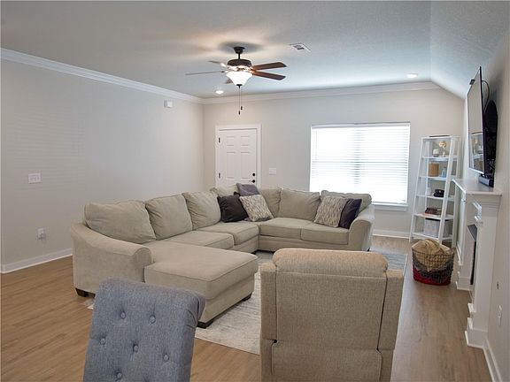 5th image of 289 S Amber Dawn Ave