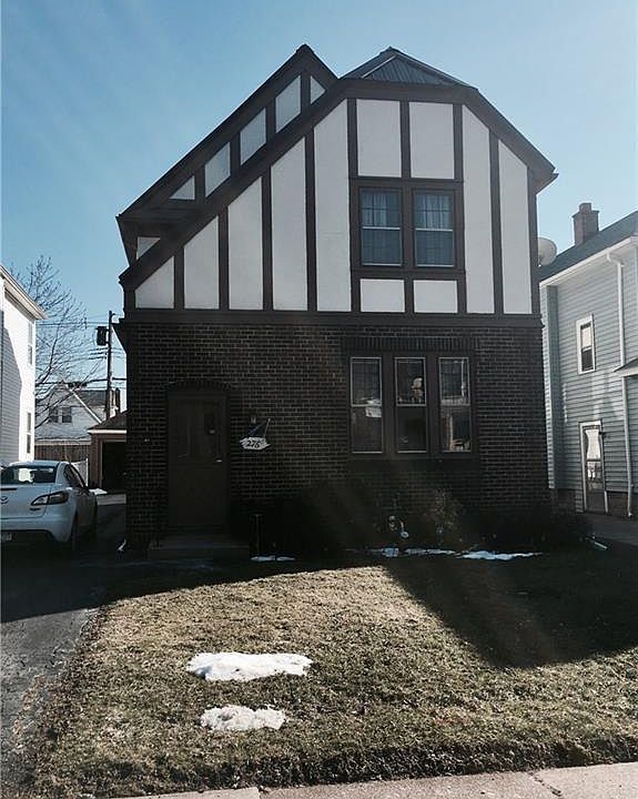1st image of 276 Washington Ave