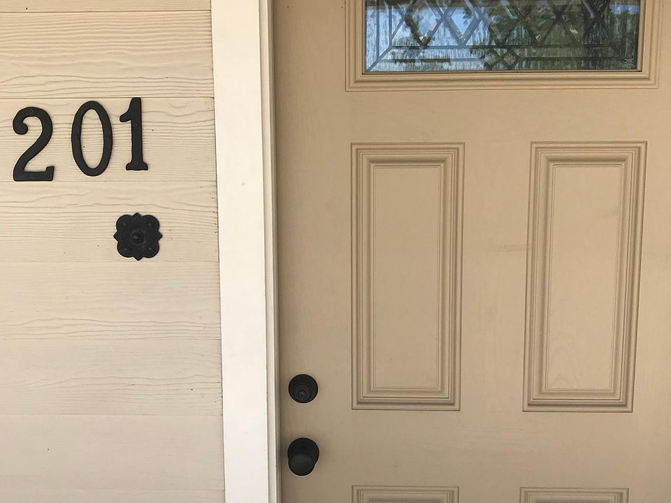 1st image of 1201 Spruce St #201