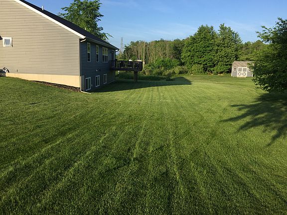 5th image of 3462 Creekview Ct