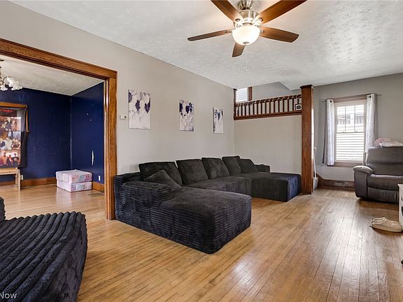 4th image of 1206 Stewart Ave