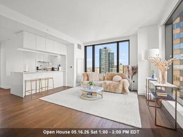 99 Hudson Street image 1 of 33
