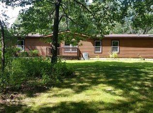 10888 Edgewood Dr, Demotte, IN 46310