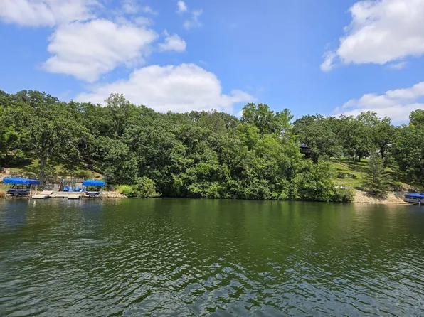 5A90 Manitou Ct, Apple River, IL 61001