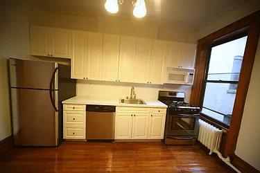 Rented by Metropolitan Realty