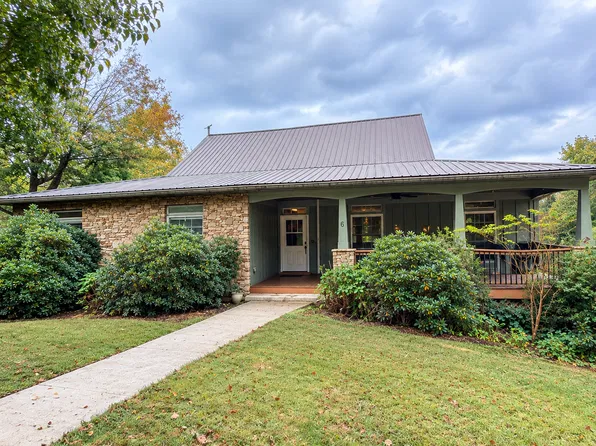 6 Sunrise Valley, Leicester, NC 28748