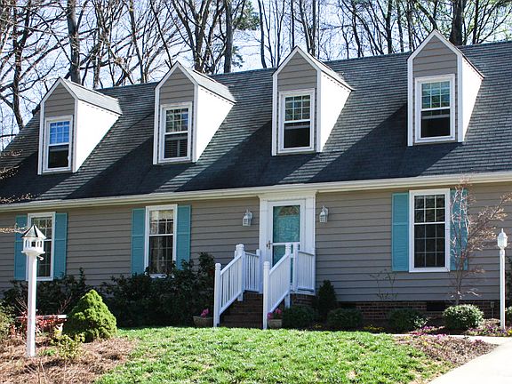 2nd image of 4404 Forest Walk Dr