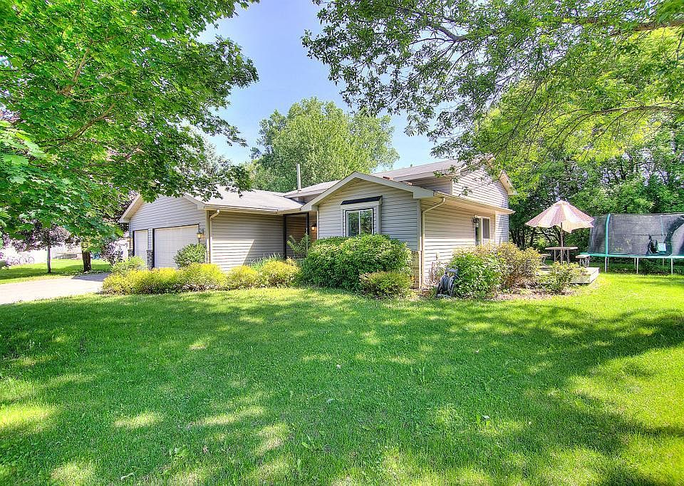 1st image of 7426 Aldrich Ct N