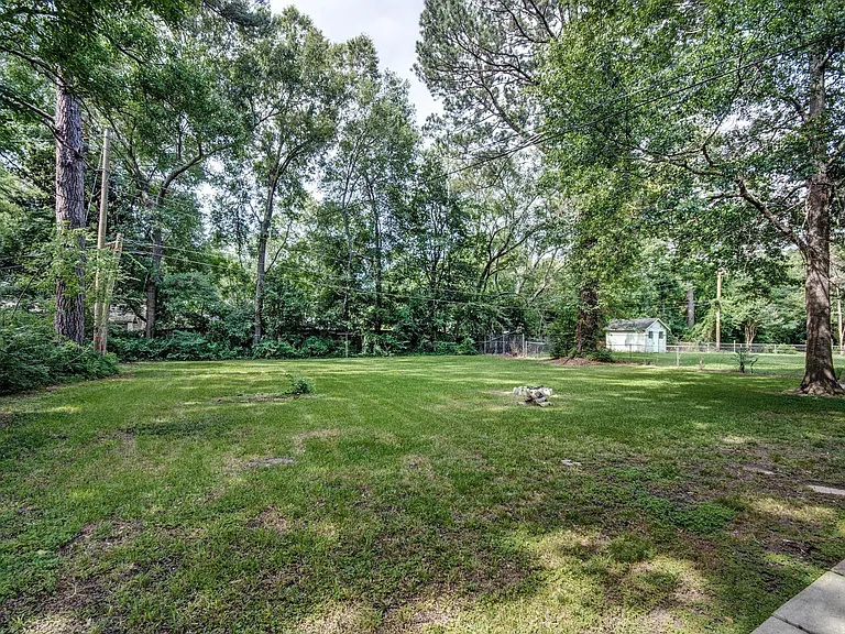 731 Reddoch Dr — Photo 25