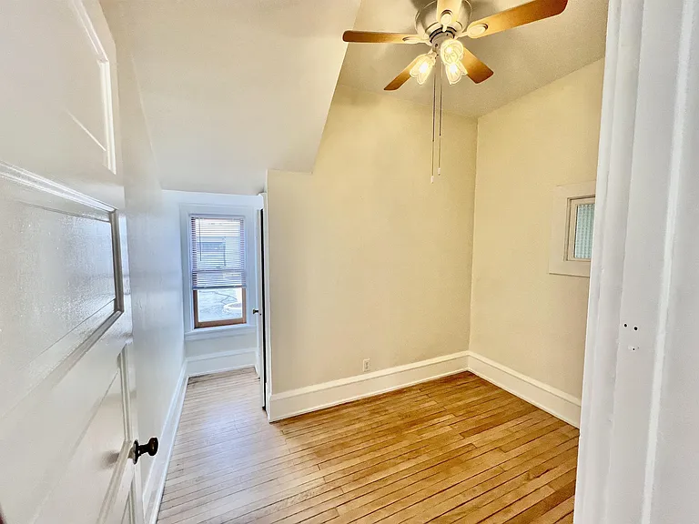 714 N 9th St — Photo 5