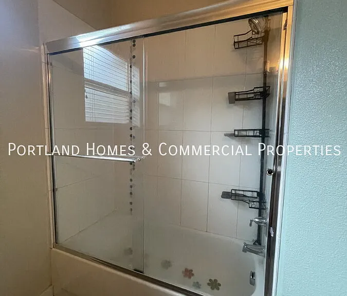 4409 NE Killingsworth St #101 — Photo 7
