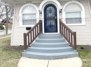 2878 N 46th St, Milwaukee, WI 53210