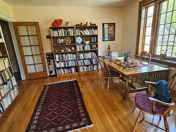 2nd image of 49 S Lake Ave #9