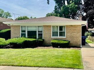 617 Lavergne Ave, Wilmette, IL 60091