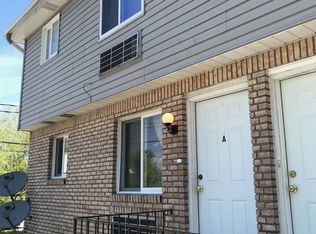 79 Wallace Ln APT A, North Huntingdon, PA 15642