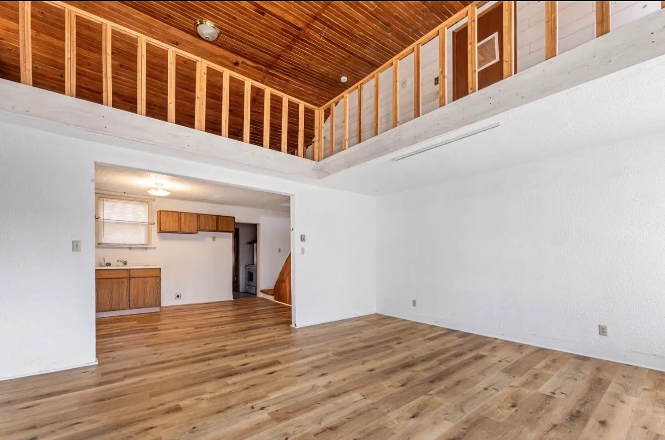 1 bed, 700 sqft, $1,000 — Photo 3