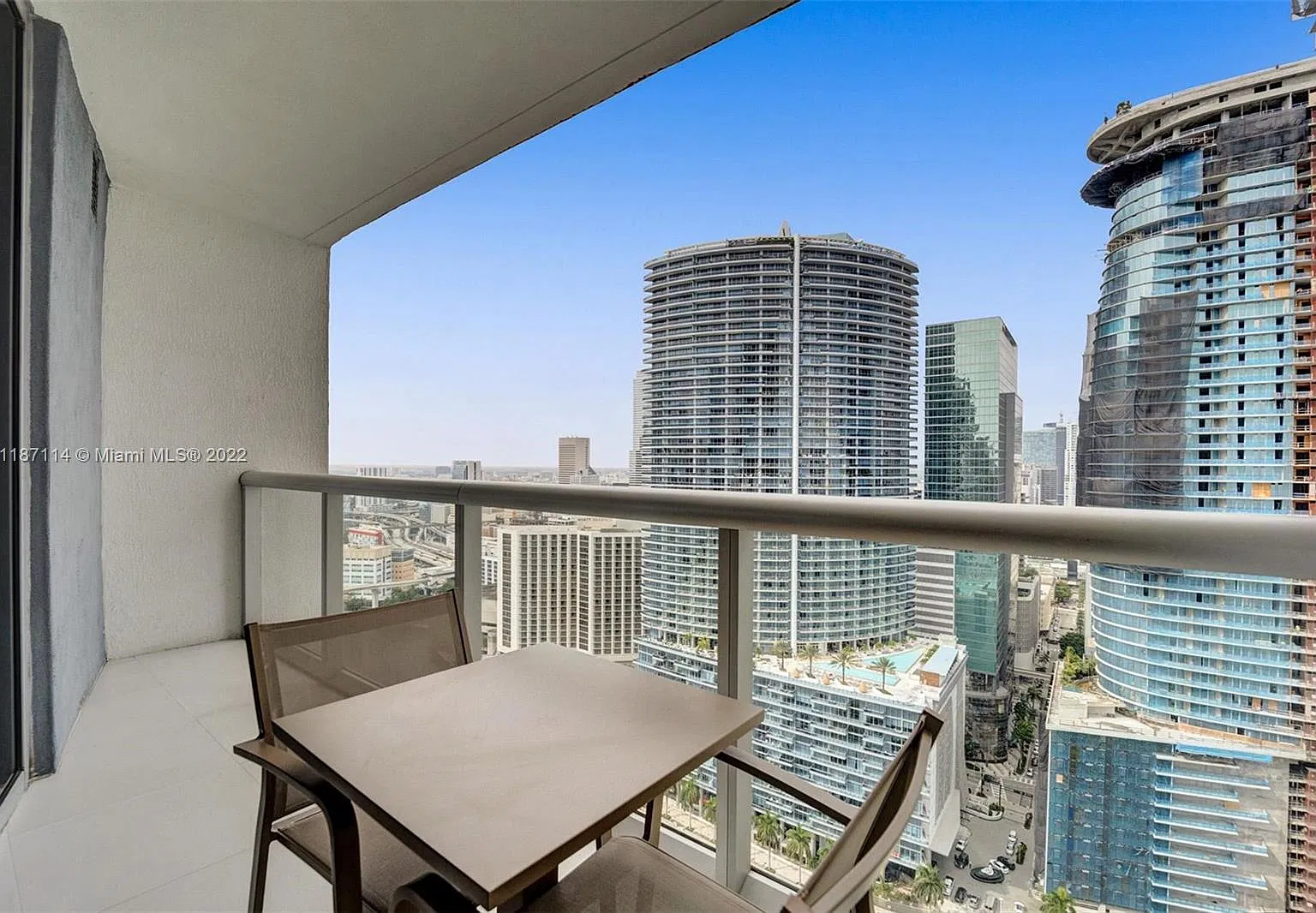 Studio, 546 sqft, $2,800 — Photo 3