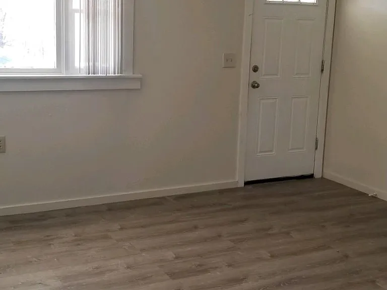 2909 State Route 29 Middle Grv #10 — Photo 1
