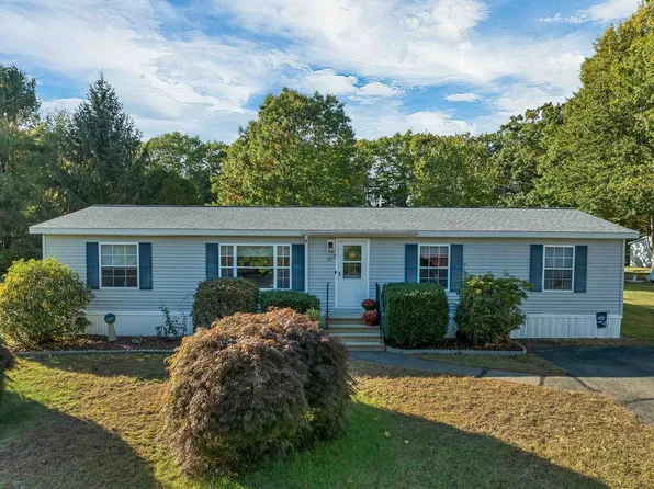 59 Oak Drive, North Hampton, NH 03862