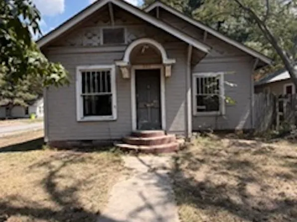501 S Anna St, Stuttgart, AR 72160