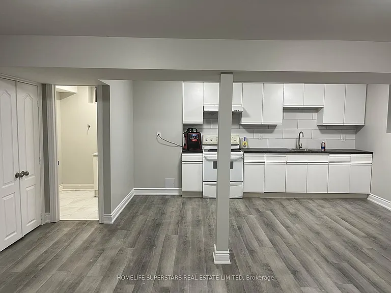 43 Oldfield Dr — Photo 4