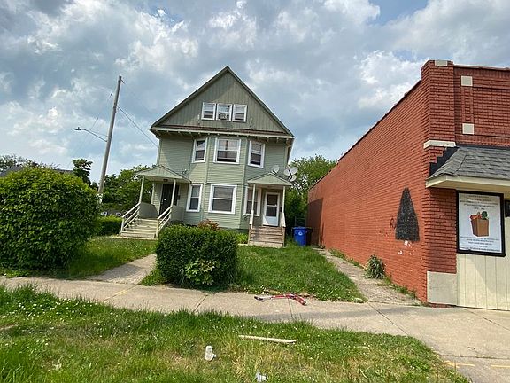 2nd image of 11001-11003 Ashbury Ave #Dwn