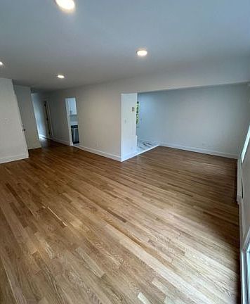 4th image of 214-01 Waters Edge Dr #2