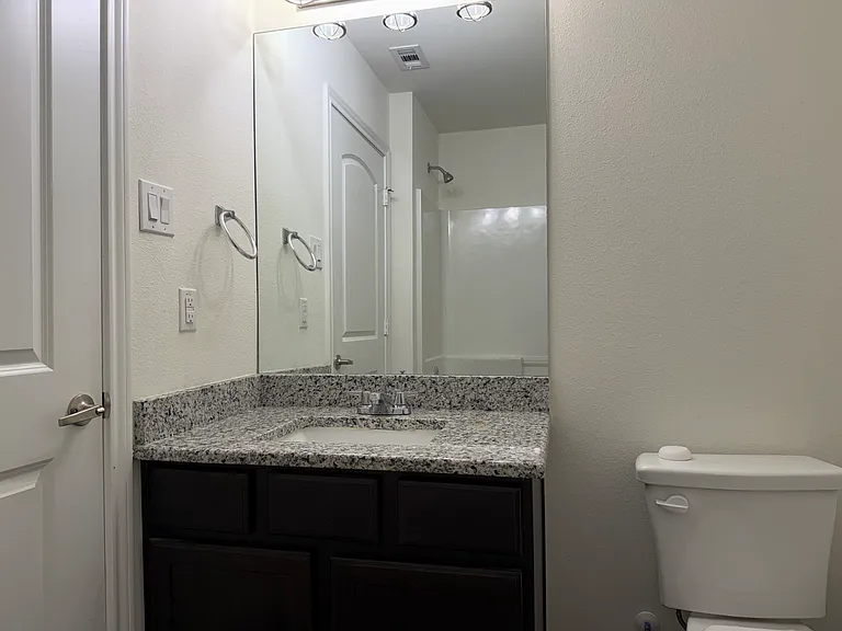 2237 Diamond Dr — Photo 27