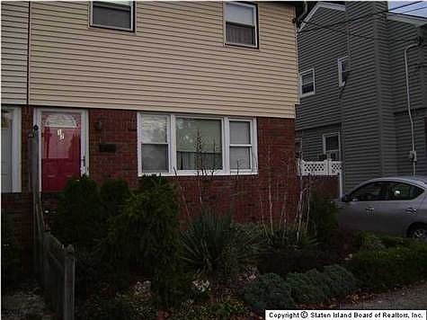 4th image of 17 Zoe St