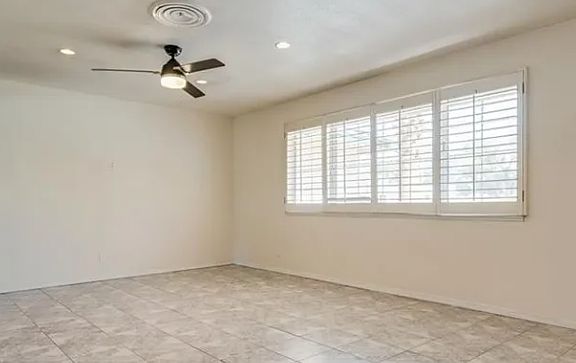 4th image of 1713 Stonehaven Dr