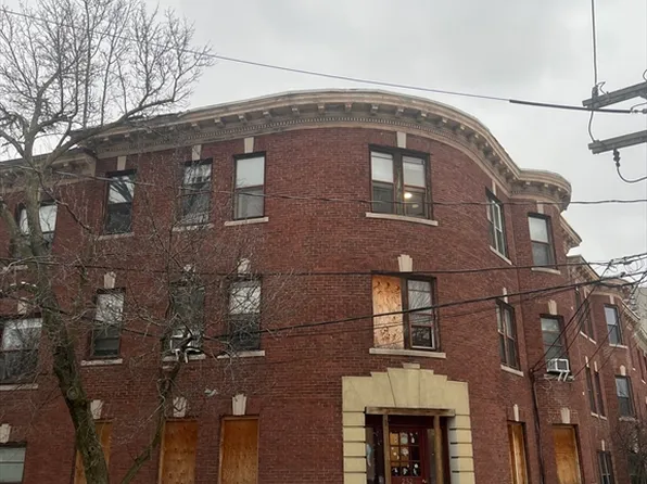 252 Aspinwall Ave, Brookline, MA 02445