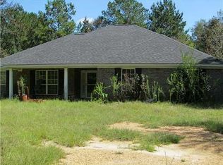 53 Creek Bank Rd, Perkinston, MS 39573