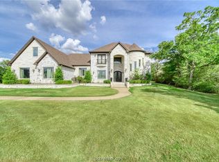 4712 River Bend Ct, Bryan, TX 77808