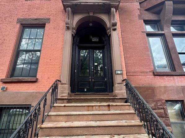 12 Ten Broeck St #2