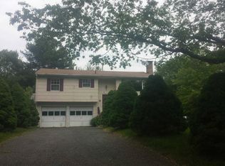 25 Springfield Rd, Wrightstown, NJ 08562