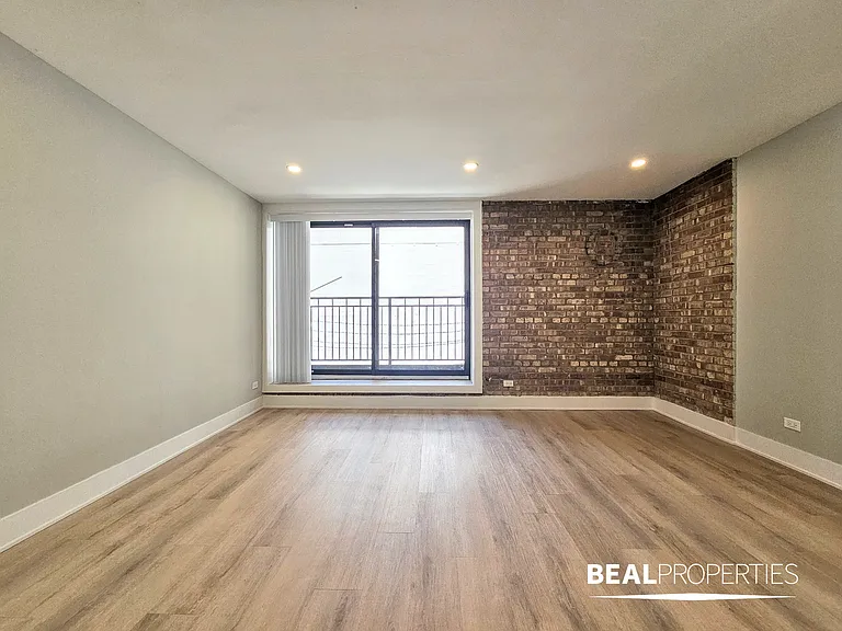 1220 North LaSalle Street — Photo 17