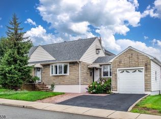 292 Union Ave, Wood-ridge, NJ 07075