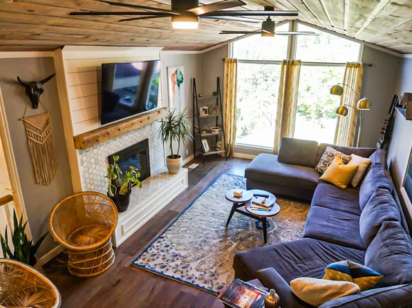 2566 E Oak Creek Cir, Cottonwood Heights, UT 84093