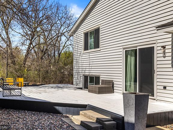 2nd image of 5535 Knoll Dr