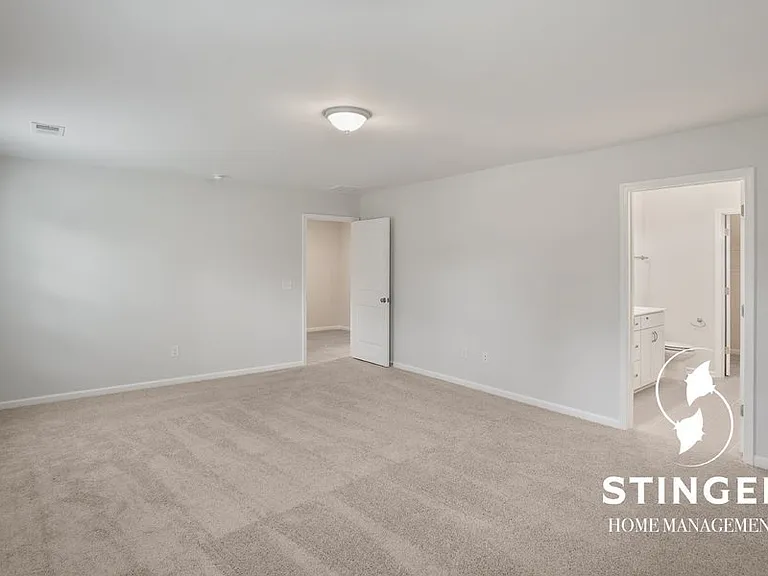 103 Grange Ln — Photo 26