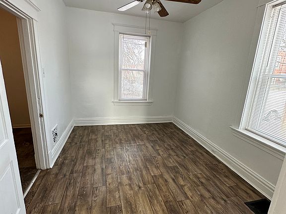 3rd image of 2647 Utah St #1