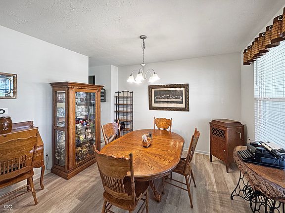 4th image of 6119 Flagler Ln