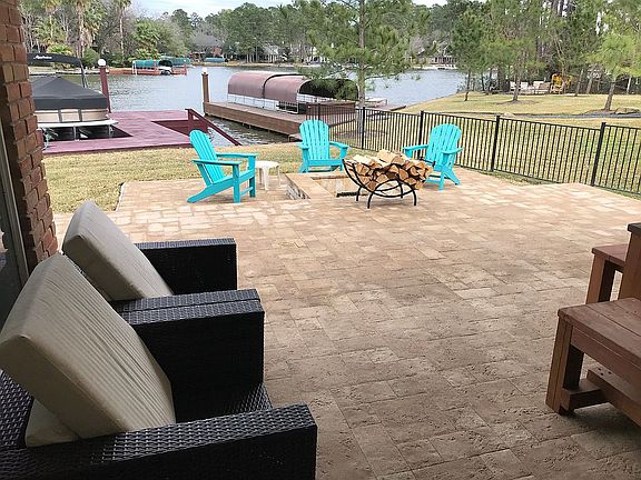 4th image of 12642 Lauren Ln