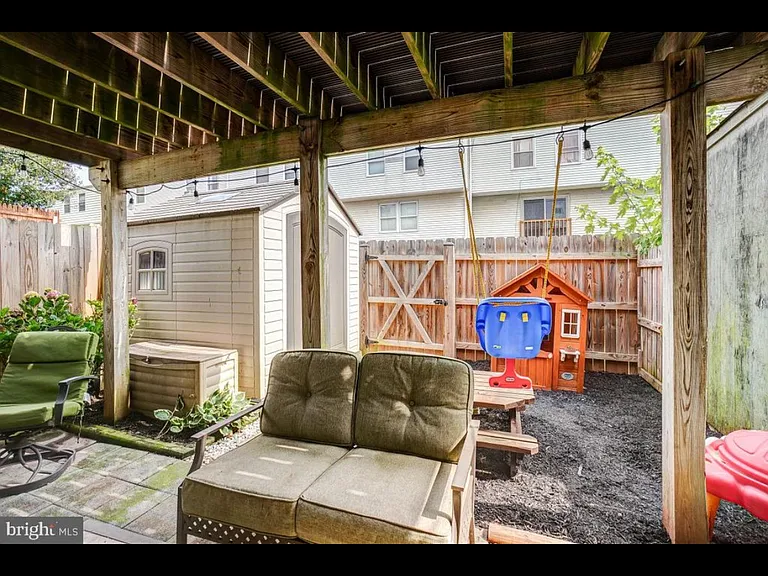 19517 Wootton Ave — Photo 23