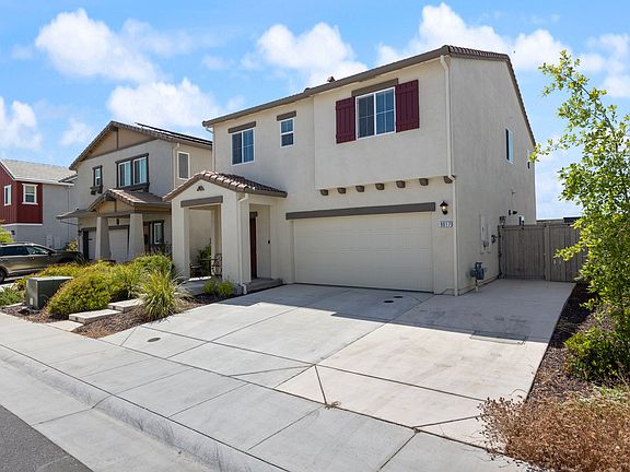 2nd image of 9017 Farmstead Cir