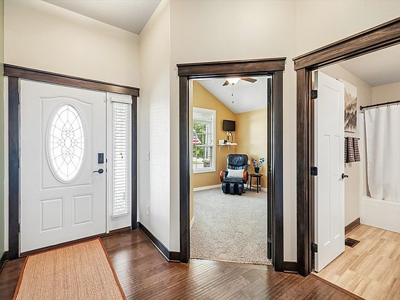3rd image of 2455 E Highview Dr